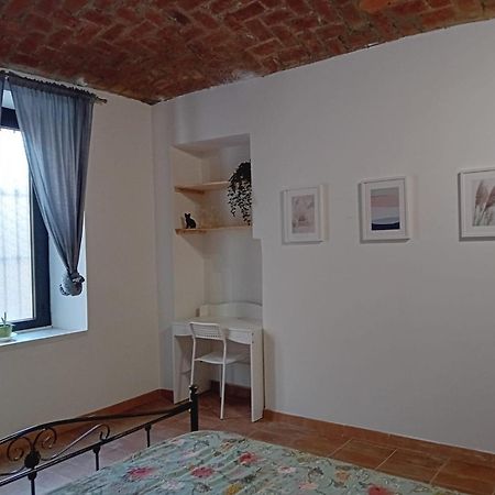 Apartamento Luoghi Comuni Porta Palazzo Turín Exterior foto